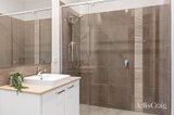 https://images.listonce.com.au/custom/160x/listings/15-le-grew-street-croydon-vic-3136/886/01767886_img_06.jpg?K5TFvBPiPmY