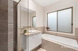https://images.listonce.com.au/custom/160x/listings/15-le-grew-street-croydon-vic-3136/886/01767886_img_08.jpg?SJyMAqrLQsA