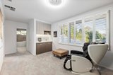 https://images.listonce.com.au/custom/160x/listings/15-lempriere-close-templestowe-vic-3106/642/01585642_img_15.jpg?EkPvMixcYVI