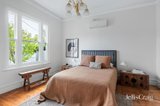https://images.listonce.com.au/custom/160x/listings/15-leslie-street-hawthorn-vic-3122/717/01855717_img_06.jpg?kI2LxLm8LXY