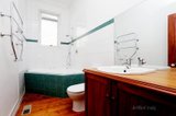 https://images.listonce.com.au/custom/160x/listings/15-leslie-street-hawthorn-vic-3122/815/01818815_img_06.jpg?2DYM7303F0U