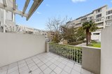https://images.listonce.com.au/custom/160x/listings/15-liardet-street-port-melbourne-vic-3207/041/01978041_img_03.jpg?gJ4VWTx3Rus