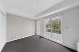 https://images.listonce.com.au/custom/160x/listings/15-liardet-street-port-melbourne-vic-3207/041/01978041_img_10.jpg?0q0NqByLjBU
