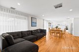 https://images.listonce.com.au/custom/160x/listings/15-linden-street-altona-meadows-vic-3028/987/01984987_img_05.jpg?U5wXodMfb-o