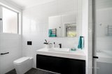 https://images.listonce.com.au/custom/160x/listings/15-lindsay-court-williamstown-vic-3016/619/01440619_img_11.jpg?6TswNVcODTs