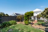 https://images.listonce.com.au/custom/160x/listings/15-lindsay-court-williamstown-vic-3016/619/01440619_img_12.jpg?HlKoOV5TQ9c