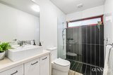 https://images.listonce.com.au/custom/160x/listings/15-little-osborne-street-williamstown-vic-3016/496/01612496_img_17.jpg?oK2IefdGMHU