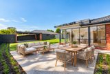 https://images.listonce.com.au/custom/160x/listings/15-llewellyn-avenue-aspendale-gardens-vic-3195/871/01983871_img_01.jpg?4VFgx4JZ3hQ