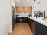 https://images.listonce.com.au/custom/160x/listings/15-llewellyn-avenue-aspendale-gardens-vic-3195/871/01983871_img_06.jpg?GVRrQMqBmMA