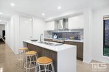 https://images.listonce.com.au/custom/160x/listings/15-lloyd-street-strathmore-vic-3041/564/01772564_img_07.jpg?2SFBocxlDtA