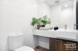 https://images.listonce.com.au/custom/160x/listings/15-lloyd-street-strathmore-vic-3041/564/01772564_img_16.jpg?kgaAD9eQaQA