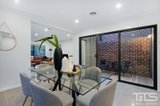 https://images.listonce.com.au/custom/160x/listings/15-lloyd-street-strathmore-vic-3041/564/01772564_img_19.jpg?s67g5iTfUuM