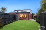 https://images.listonce.com.au/custom/160x/listings/15-lloyd-street-strathmore-vic-3041/564/01772564_img_21.jpg?m3gnt5PEoWo