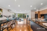 https://images.listonce.com.au/custom/160x/listings/15-loranne-street-bentleigh-vic-3204/054/01810054_img_06.jpg?WiTFJyoCy-I