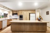 https://images.listonce.com.au/custom/160x/listings/15-lyons-rise-eltham-vic-3095/107/00717107_img_03.jpg?cZiphKniHOg