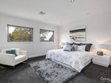 https://images.listonce.com.au/custom/160x/listings/15-maddox-road-newport-vic-3015/367/01613367_img_08.jpg?oJng3lubcNI