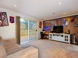 https://images.listonce.com.au/custom/160x/listings/15-magnolia-grove-montrose-vic-3765/256/01525256_img_11.jpg?j46v8uaNp4E