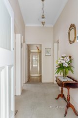 https://images.listonce.com.au/custom/160x/listings/15-marion-avenue-brunswick-west-vic-3055/375/01302375_img_02.jpg?brqj2NIqZx0