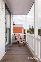 https://images.listonce.com.au/custom/160x/listings/15-martin-street-south-melbourne-vic-3205/413/01830413_img_20.jpg?-bdWqvj0r5g