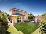 https://images.listonce.com.au/custom/160x/listings/15-maughan-parade-balwyn-north-vic-3104/496/01684496_img_03.jpg?ALFVTvuDYd4