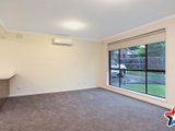 https://images.listonce.com.au/custom/160x/listings/15-mccomb-street-lilydale-vic-3140/340/01526340_img_04.jpg?HMkEzIWitQ8