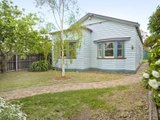 https://images.listonce.com.au/custom/160x/listings/15-mcdonald-street-east-geelong-vic-3219/892/01698892_img_01.jpg?5c4FQW6rldc