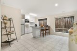 https://images.listonce.com.au/custom/160x/listings/15-meadowbank-avenue-chirnside-park-vic-3116/935/01547935_img_03.jpg?5dnNHL3L8kY