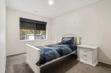 https://images.listonce.com.au/custom/160x/listings/15-meadowbank-avenue-chirnside-park-vic-3116/935/01547935_img_10.jpg?3dw6Rps9dPE