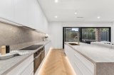 https://images.listonce.com.au/custom/160x/listings/15-meadowbank-avenue-doncaster-vic-3108/936/01989936_img_10.jpg?5tvf2mTTJIQ