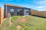 https://images.listonce.com.au/custom/160x/listings/15-menotti-street-wyndham-vale-vic-3024/497/01851497_img_03.jpg?Rsajl8RotTc