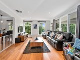 https://images.listonce.com.au/custom/160x/listings/15-mirang-avenue-croydon-vic-3136/589/01525589_img_03.jpg?Aw1eDwOvhlY