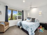 https://images.listonce.com.au/custom/160x/listings/15-mirang-avenue-croydon-vic-3136/589/01525589_img_06.jpg?h3hjxfJ0NIo