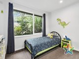 https://images.listonce.com.au/custom/160x/listings/15-mirang-avenue-croydon-vic-3136/589/01525589_img_07.jpg?4N-zrrw9hOQ