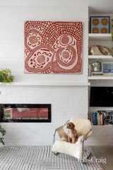 https://images.listonce.com.au/custom/160x/listings/15-mitchell-street-northcote-vic-3070/393/01817393_img_09.jpg?WL0R8BEHod8