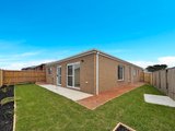 https://images.listonce.com.au/custom/160x/listings/15-modular-street-charlemont-vic-3217/505/01842505_img_03.jpg?ZLW72FElHAg