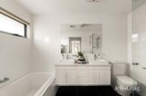 https://images.listonce.com.au/custom/160x/listings/15-murray-drive-burwood-vic-3125/207/01929207_img_12.jpg?34RQKwy_yTc