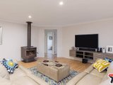 https://images.listonce.com.au/custom/160x/listings/15-natalie-court-yarra-glen-vic-3775/421/01526421_img_10.jpg?NZbsOnttDw8