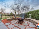 https://images.listonce.com.au/custom/160x/listings/15-natalie-court-yarra-glen-vic-3775/421/01526421_img_15.jpg?5AWnPU1LJVk