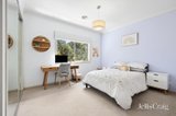 https://images.listonce.com.au/custom/160x/listings/15-nelson-court-gisborne-vic-3437/943/01824943_img_26.jpg?z7kACg1VkV8