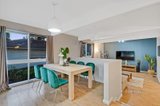 https://images.listonce.com.au/custom/160x/listings/15-new-street-boronia-vic-3155/365/01006365_img_05.jpg?_6uw9iXS1iY