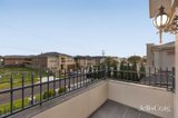 https://images.listonce.com.au/custom/160x/listings/15-nottingham-street-glen-waverley-vic-3150/401/01977401_img_15.jpg?VRPgrXybzVQ