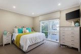 https://images.listonce.com.au/custom/160x/listings/15-nulgarrah-crescent-greensborough-vic-3088/279/01018279_img_05.jpg?UpNNpaVgx-Q