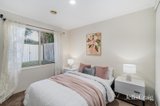https://images.listonce.com.au/custom/160x/listings/15-oliver-court-narre-warren-south-vic-3805/943/01783943_img_13.jpg?vue2vxG81p4