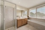 https://images.listonce.com.au/custom/160x/listings/15-oliver-road-templestowe-vic-3106/202/00632202_img_09.jpg?4z5oExZFOTs