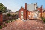 https://images.listonce.com.au/custom/160x/listings/15-ormond-road-moonee-ponds-vic-3039/790/01948790_img_10.jpg?ucwH0s7rops