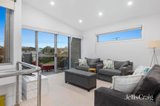 https://images.listonce.com.au/custom/160x/listings/15-ozone-avenue-sorrento-vic-3943/416/01969416_img_10.jpg?2aOydhcY8OY