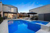 https://images.listonce.com.au/custom/160x/listings/15-ozone-avenue-sorrento-vic-3943/416/01969416_img_16.jpg?0eSd8ONSQ8w