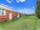 https://images.listonce.com.au/custom/160x/listings/15-paramount-crescent-st-albans-park-vic-3219/902/01699902_img_05.jpg?U-rZQGc9bKs