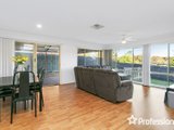 https://images.listonce.com.au/custom/160x/listings/15-park-lane-lilydale-vic-3140/413/01526413_img_05.jpg?sBcfip5CaOI