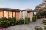 https://images.listonce.com.au/custom/160x/listings/15-park-lane-mount-waverley-vic-3149/244/01986244_img_02.jpg?z7kgY2nFL80
